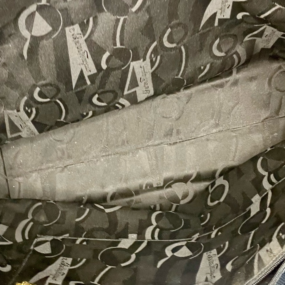 Salvatore Ferragamo Shoulder Tote Bag - Picture 4 of 5